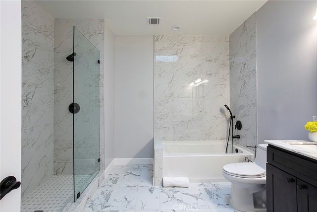 3236 Royal Oaks Drive 6, Thousand Oaks, CA 91362