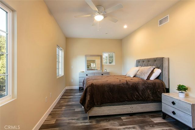 3236 Royal Oaks Drive 6, Thousand Oaks, CA 91362