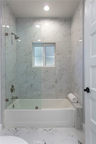 3236 Royal Oaks Drive 6, Thousand Oaks, CA 91362