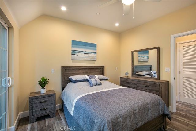 3236 Royal Oaks Drive 6, Thousand Oaks, CA 91362