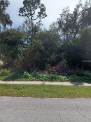 1723 2ND AVENUE, Deland, FL 32724