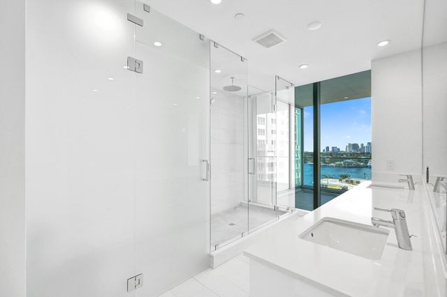 153 N Seabreeze 504-S, Fort Lauderdale, FL 33304