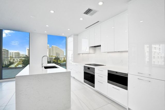 153 N Seabreeze 504-S, Fort Lauderdale, FL 33304