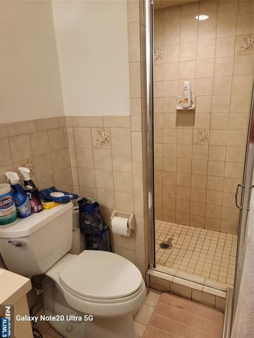 1643 Maple Street, Fort Lee, NJ 07024