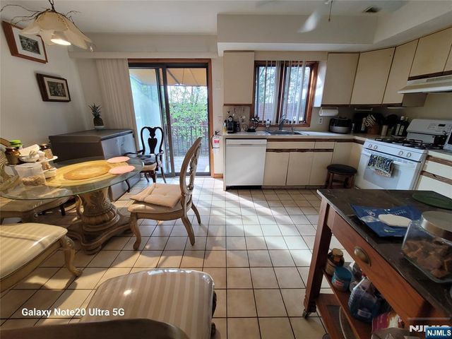 1643 Maple Street, Fort Lee, NJ 07024