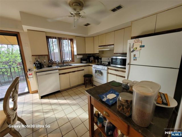 1643 Maple Street, Fort Lee, NJ 07024