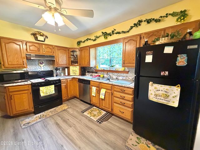 4445 Esther Ave, Louisville, KY 40216
