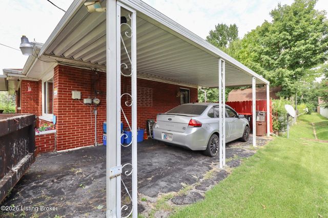 4445 Esther Ave, Louisville, KY 40216