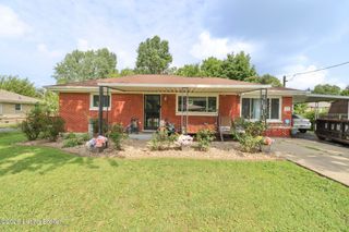 4445 Esther Ave, Louisville, KY 40216