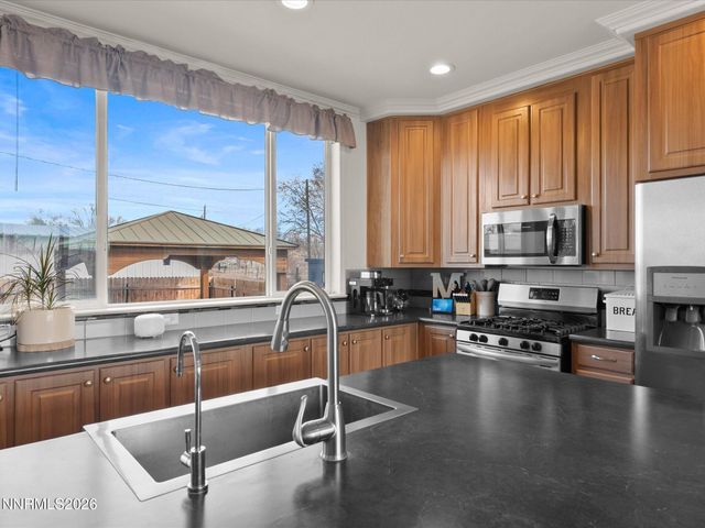 5400 Navajo Trail, Stagecoach, NV 89429