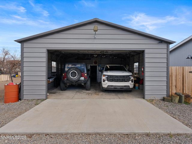 5400 Navajo Trail, Stagecoach, NV 89429