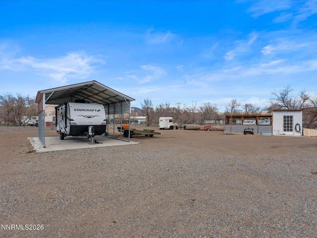 5400 Navajo Trail, Stagecoach, NV 89429