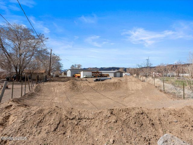 5400 Navajo Trail, Stagecoach, NV 89429