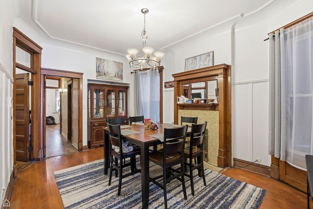 4736 S Prairie Avenue, Chicago, IL 60615