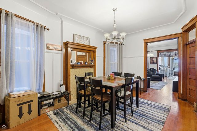 4736 S Prairie Avenue, Chicago, IL 60615