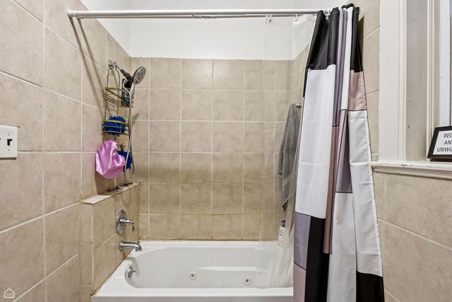 4736 S Prairie Avenue, Chicago, IL 60615