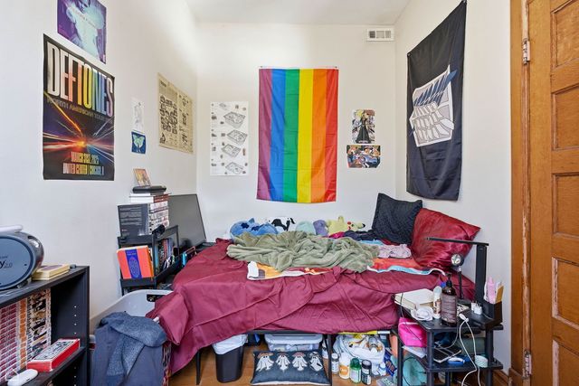 4736 S Prairie Avenue, Chicago, IL 60615