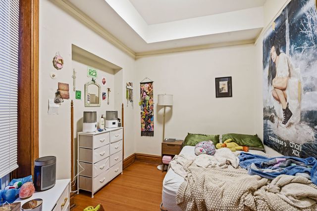 4736 S Prairie Avenue, Chicago, IL 60615