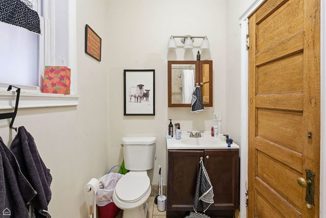 4736 S Prairie Avenue, Chicago, IL 60615