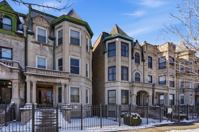 4736 S Prairie Avenue, Chicago, IL 60615