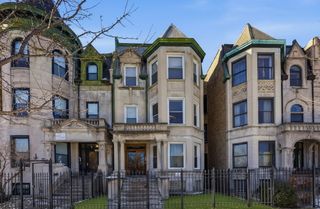 4736 S Prairie Avenue, Chicago, IL 60615