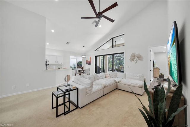 8864 Ventura WAY, Naples, FL 34109