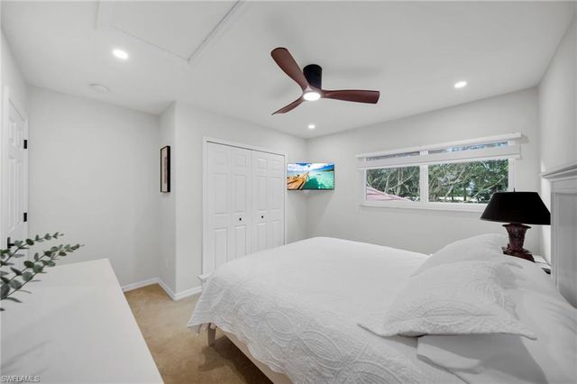 8864 Ventura WAY, Naples, FL 34109