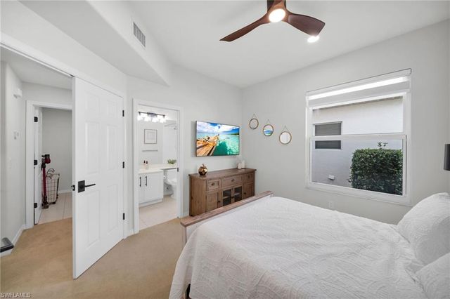 8864 Ventura WAY, Naples, FL 34109