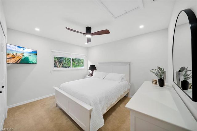 8864 Ventura WAY, Naples, FL 34109