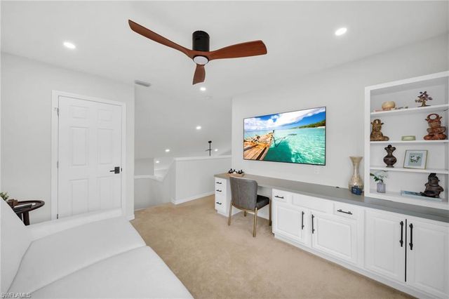 8864 Ventura WAY, Naples, FL 34109