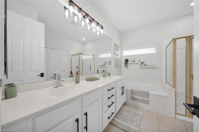 8864 Ventura WAY, Naples, FL 34109