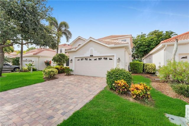 8864 Ventura WAY, Naples, FL 34109