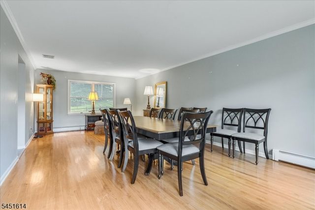 14 Pudding Stone Ln, Jefferson Twp., NJ 07438