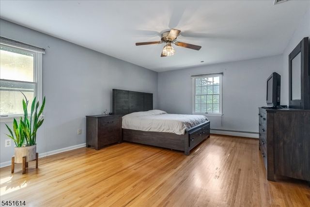 14 Pudding Stone Ln, Jefferson Twp., NJ 07438