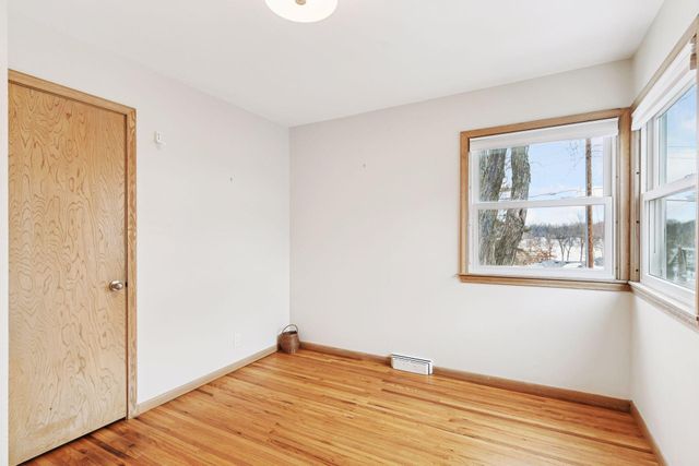 9015 Stanlen Road, Saint Louis Park, MN 55426