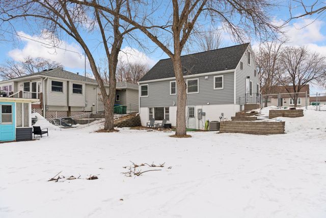 9015 Stanlen Road, Saint Louis Park, MN 55426