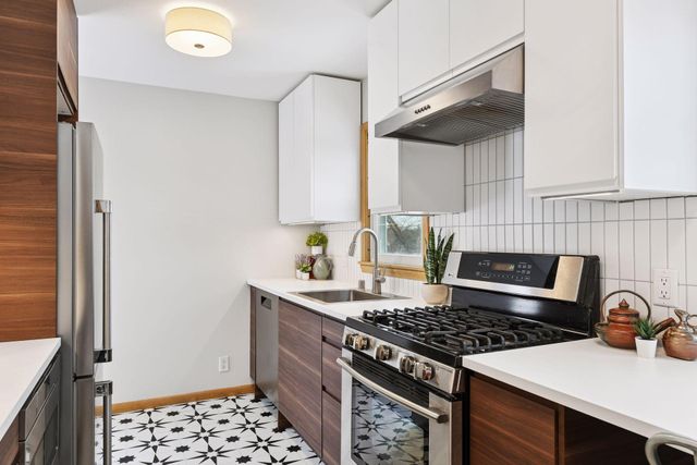 9015 Stanlen Road, Saint Louis Park, MN 55426