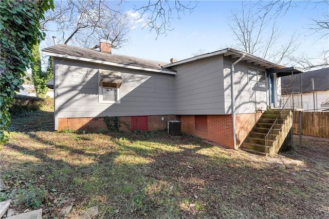 84 Park Street, Toccoa, GA 30577