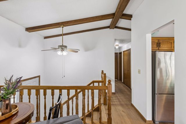 4316 Thornhill Lane, Vadnais Heights, MN 55127