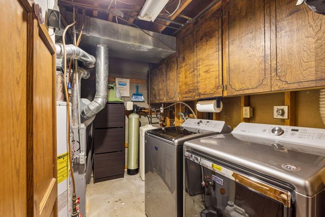 4316 Thornhill Lane, Vadnais Heights, MN 55127