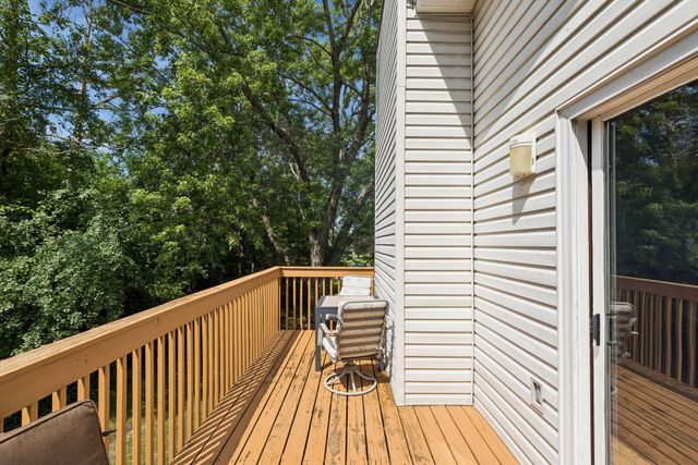 4316 Thornhill Lane, Vadnais Heights, MN 55127