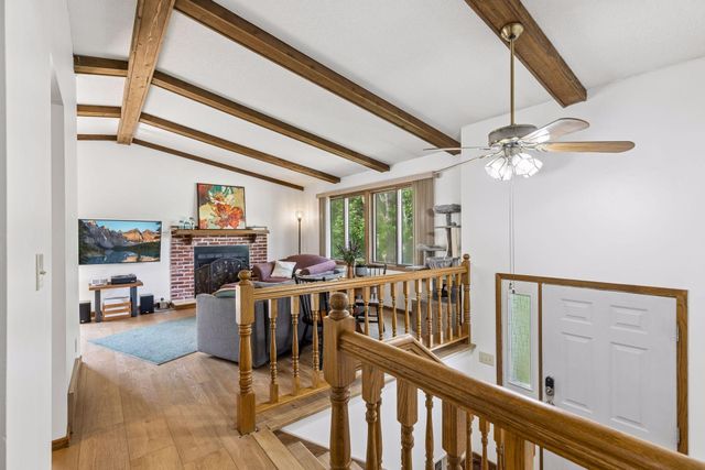4316 Thornhill Lane, Vadnais Heights, MN 55127