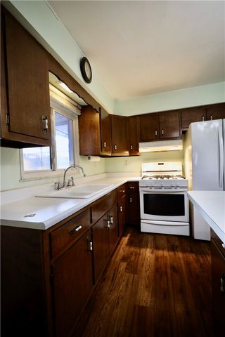 425 Pearl St, Bloomfield, PA 15224