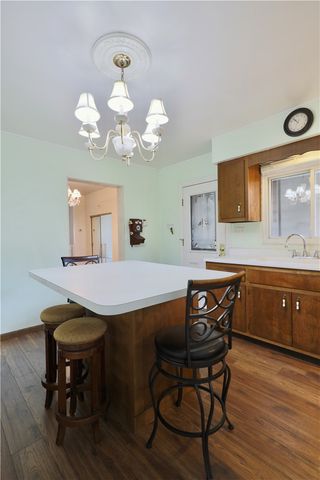425 Pearl St, Bloomfield, PA 15224