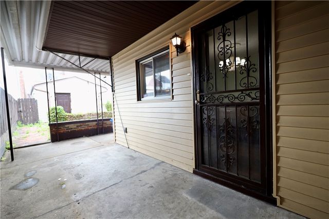 425 Pearl St, Bloomfield, PA 15224