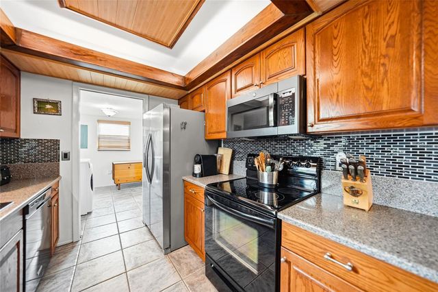 2631 FIESTA DRIVE, Venice, FL 34293