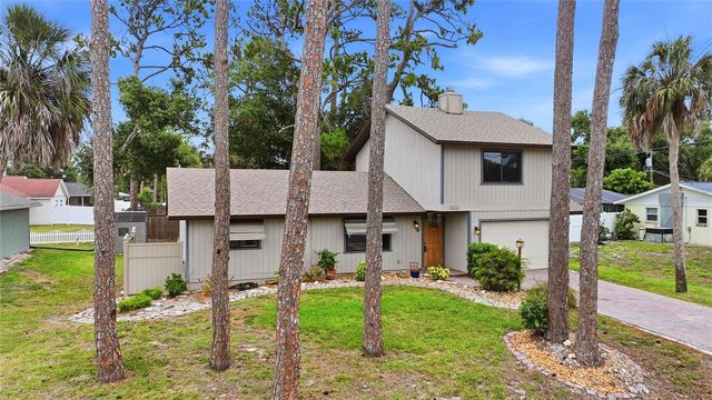 2631 FIESTA DRIVE, Venice, FL 34293