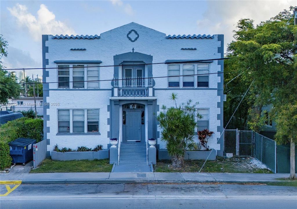 720 SW 5th St, Miami, FL 33130