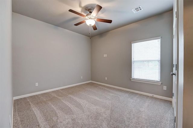 8720 Tall Oaks Drive, Guthrie, OK 73044