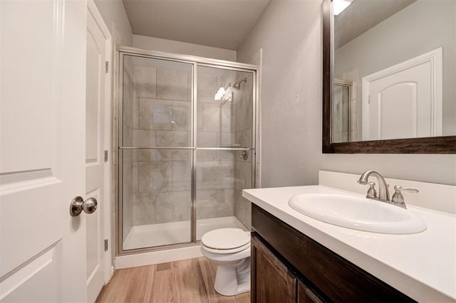 8720 Tall Oaks Drive, Guthrie, OK 73044